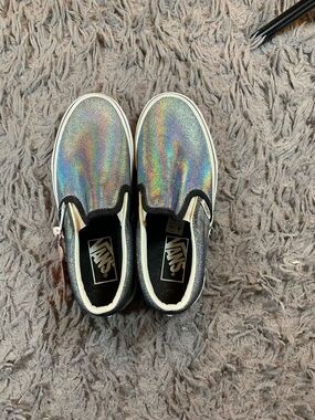 NWOB VANS Slip On Metallic Silver Shoes Prism Suede sz 5